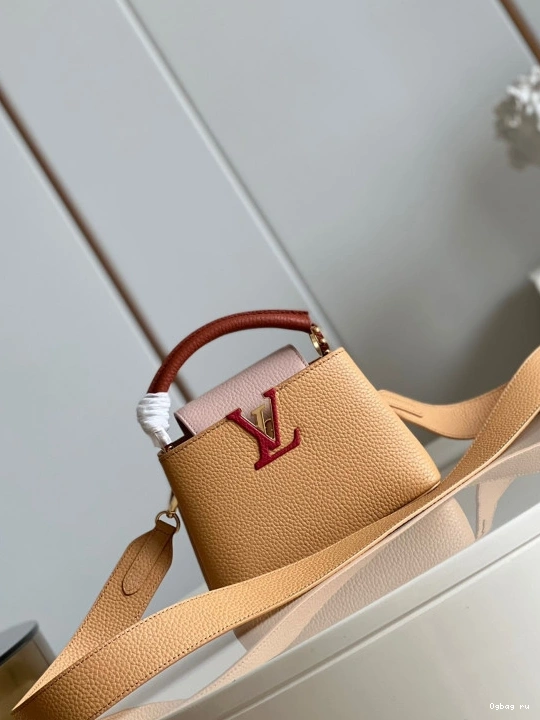 LOUIS MINI VUITTON CAPUCINES 0725